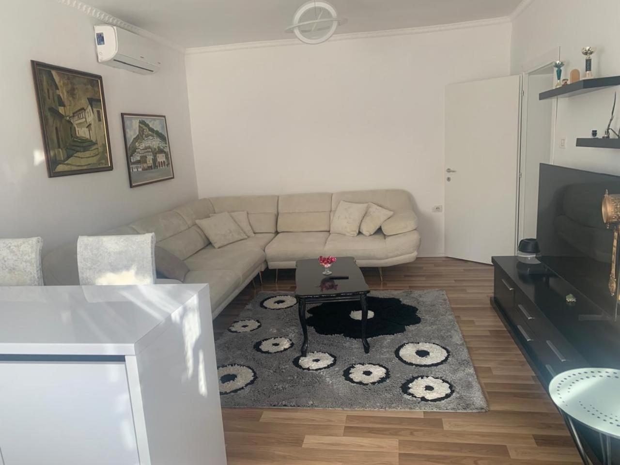 Flat In Berat's Center * Berat
