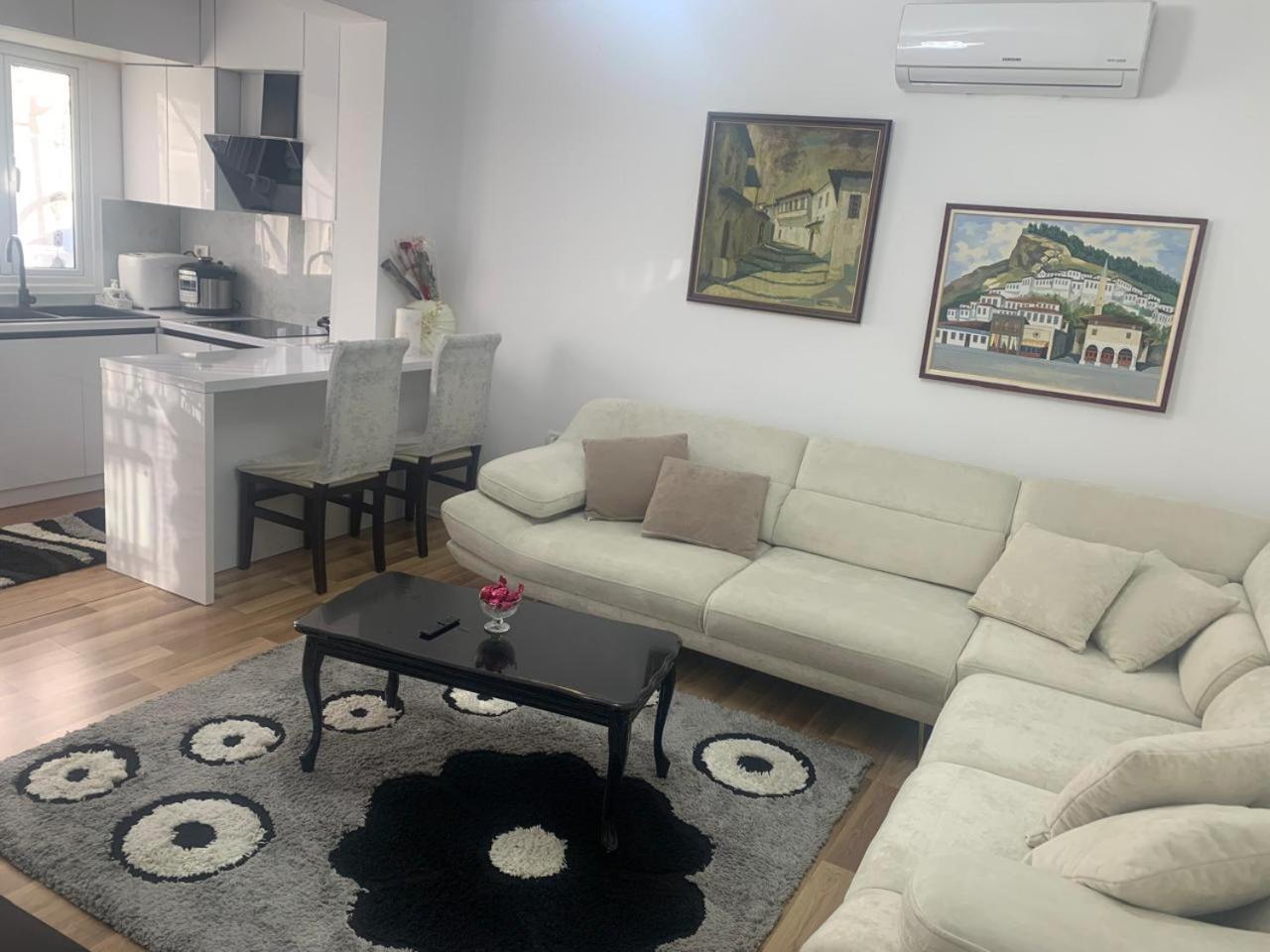 Flat In Berat's Center * Berat