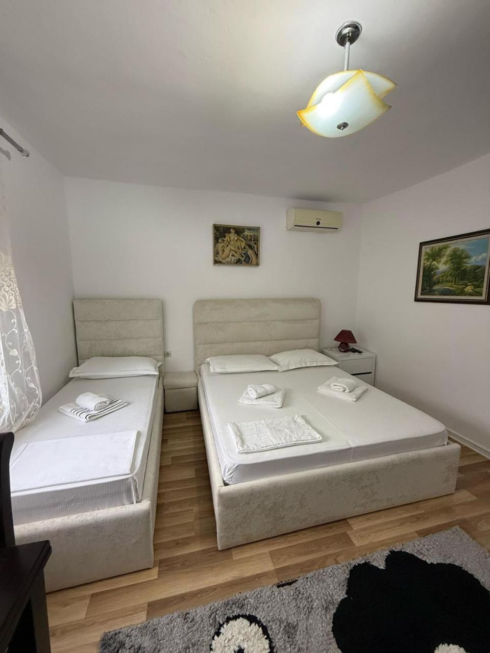 Homestay Flat In Berat's Center *